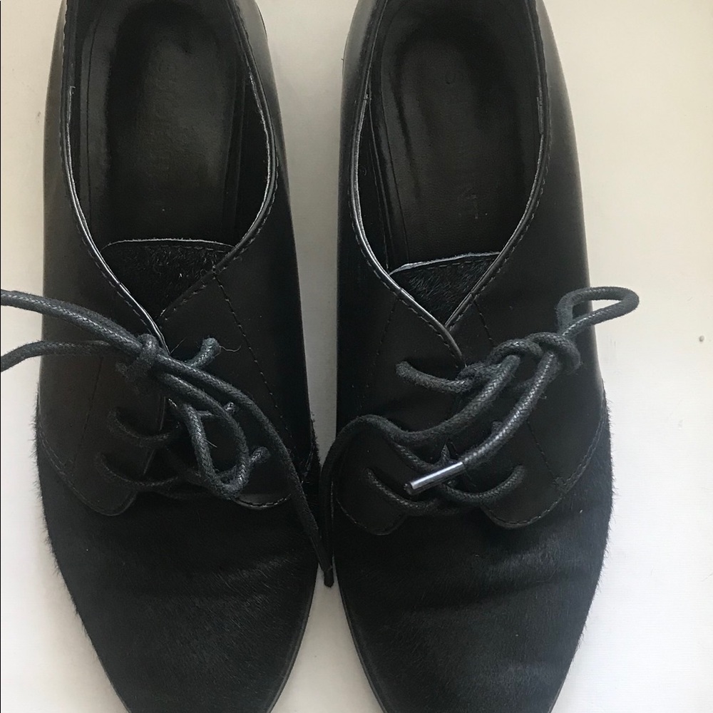 Shoe mint black loafers